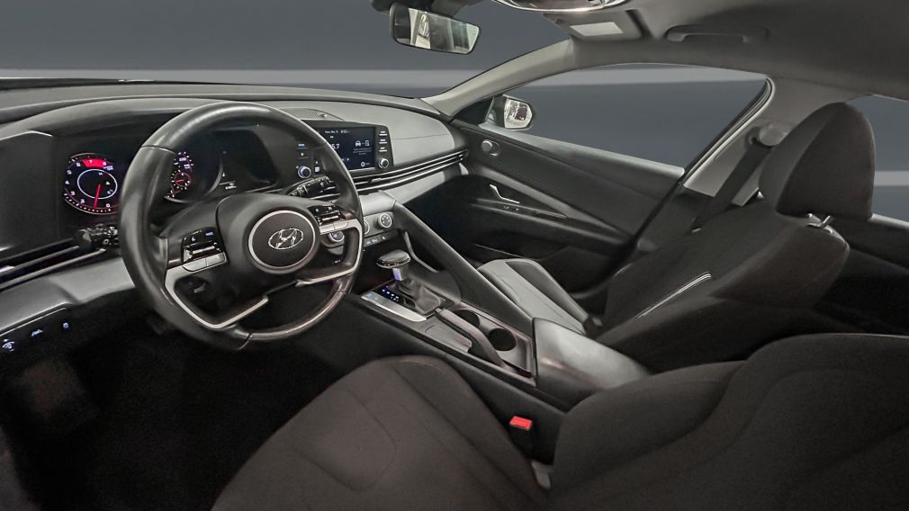 Hyundai Elantra Preferred 2023 d&rsquo;occasion à vendre - 12