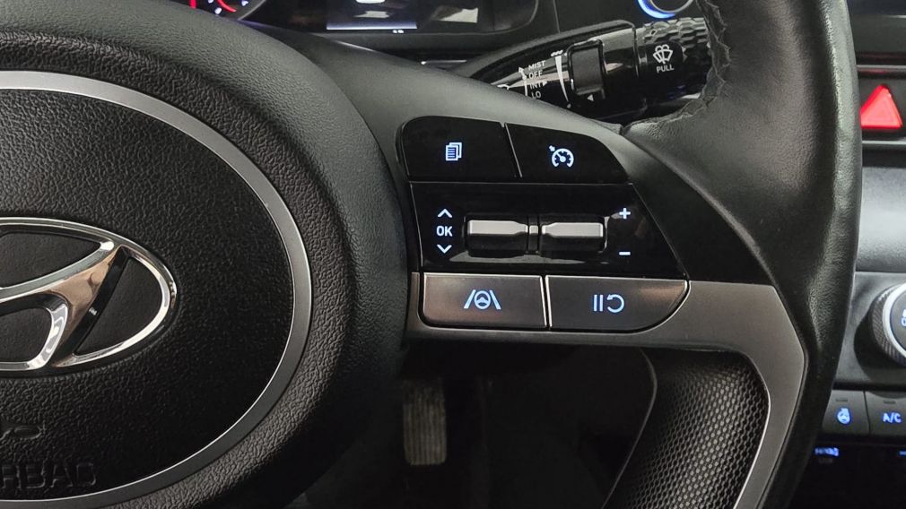 Hyundai Elantra Preferred 2023 d&rsquo;occasion à vendre - 17