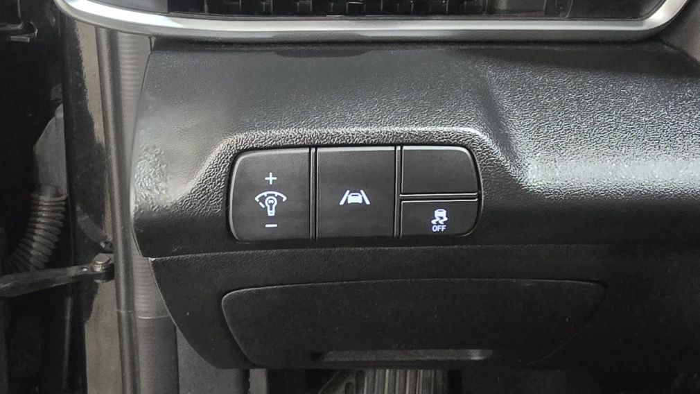 Hyundai Elantra Preferred 2023 d&rsquo;occasion à vendre - 12