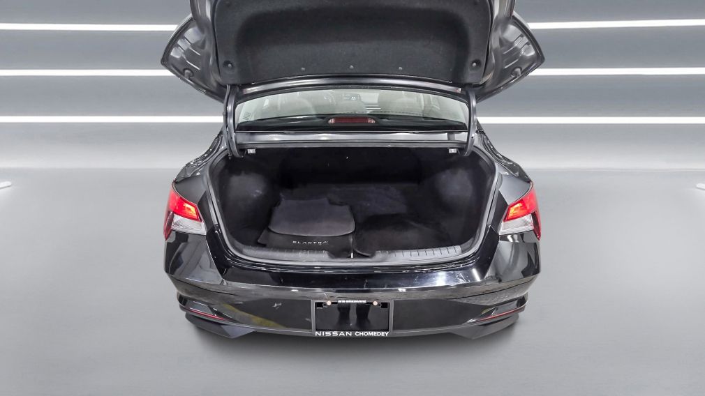 Hyundai Elantra Preferred 2023 d&rsquo;occasion à vendre - 24