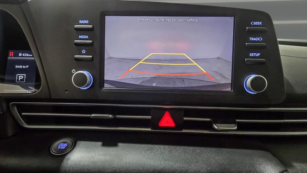 Hyundai Elantra Preferred 2023 d&rsquo;occasion à vendre - 18