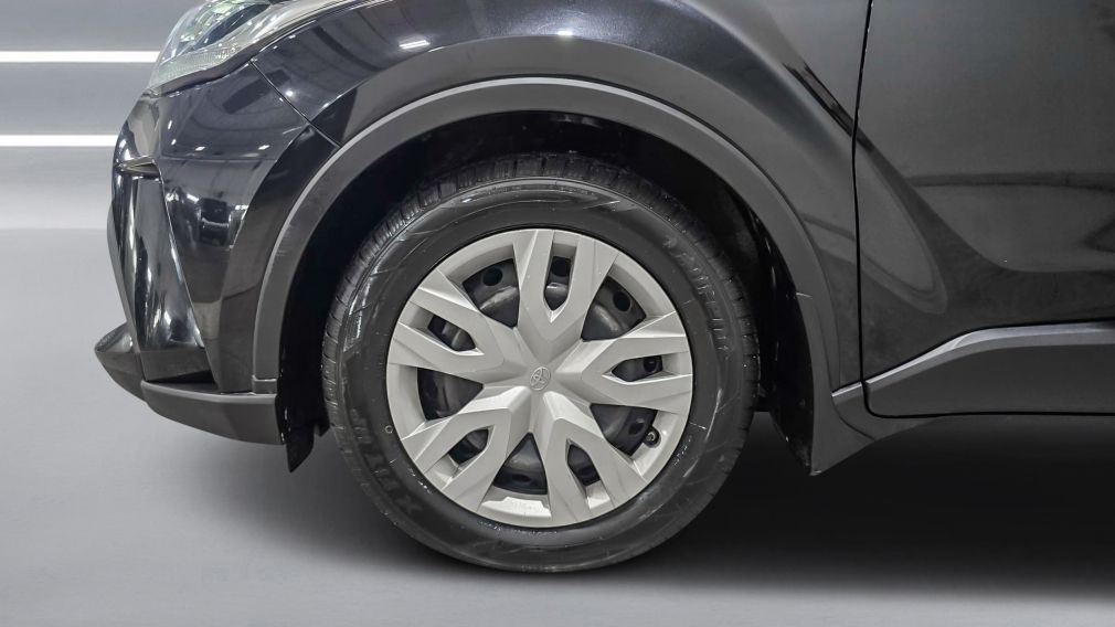 Toyota C-HR LE 2022 d&rsquo;occasion à vendre - 9