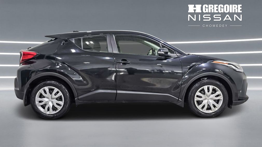 Toyota C-HR LE 2022 d&rsquo;occasion à vendre - 8