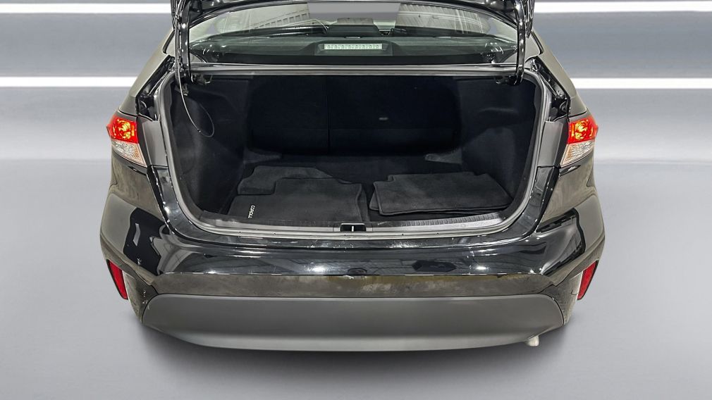 Toyota Corolla LE 2023 d&rsquo;occasion à vendre - 19