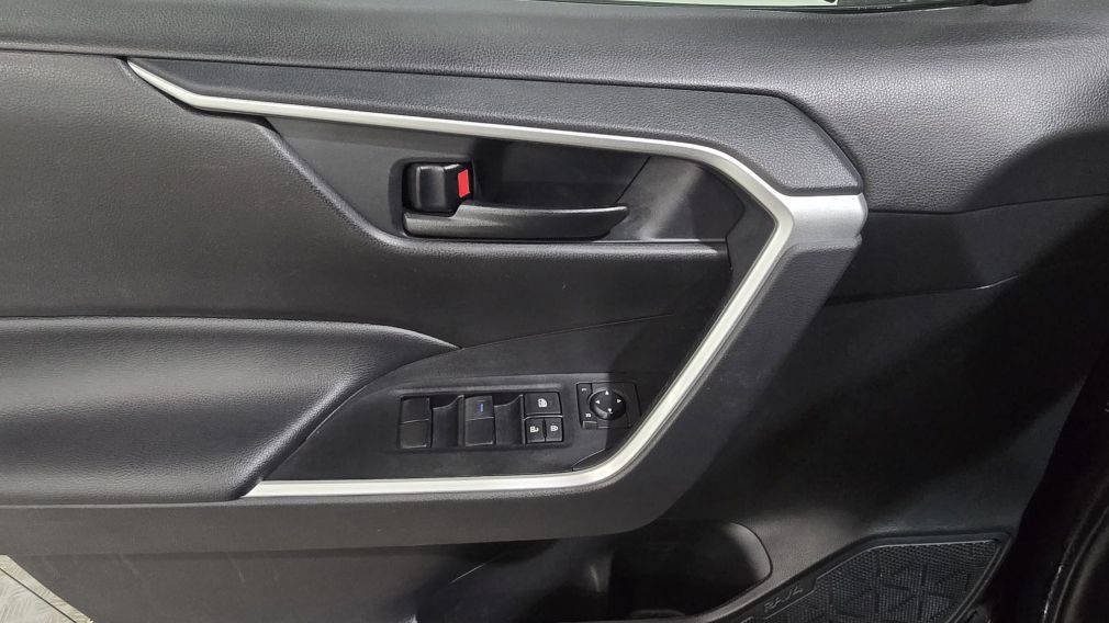 Toyota Rav 4 LE 2022 d&rsquo;occasion à vendre - 10