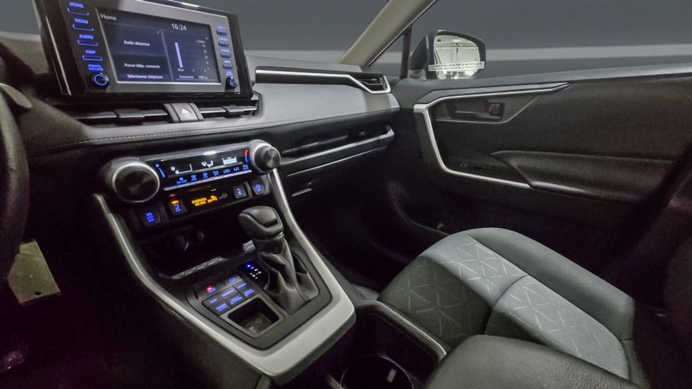 Toyota Rav 4 LE 2022 d&rsquo;occasion à vendre - 20