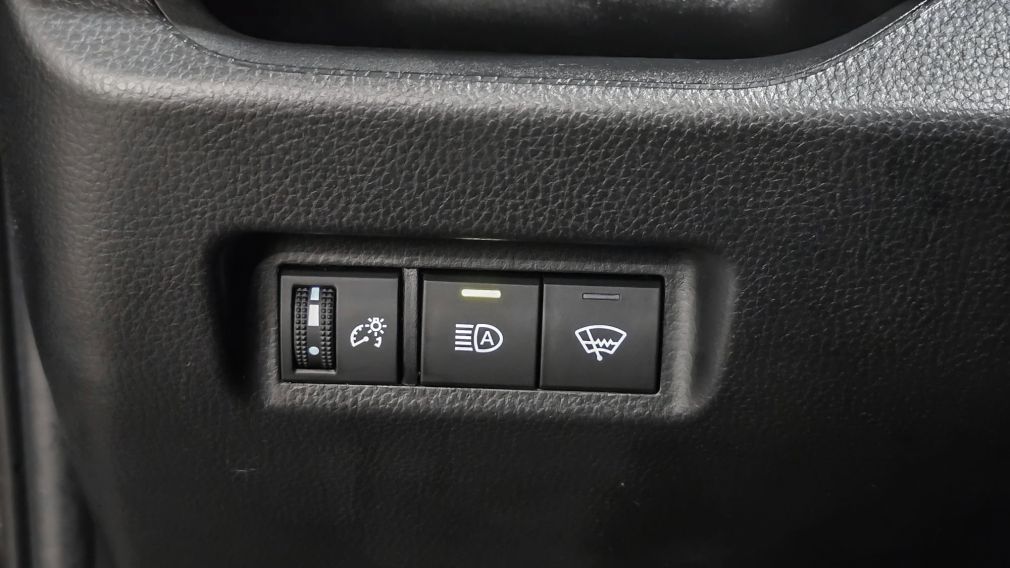 Toyota Rav 4 LE 2022 d&rsquo;occasion à vendre - 11