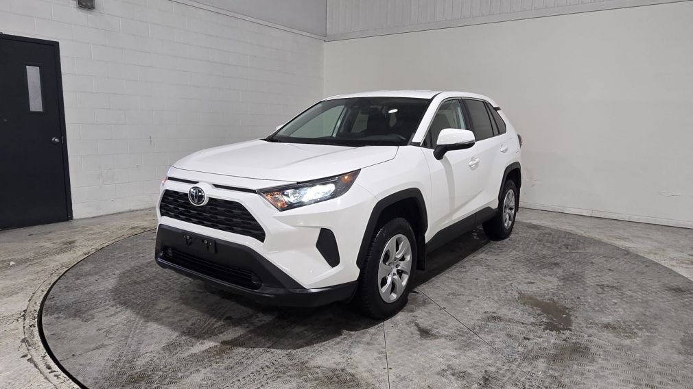 Toyota Rav 4 LE 2023 d&rsquo;occasion à vendre - 3