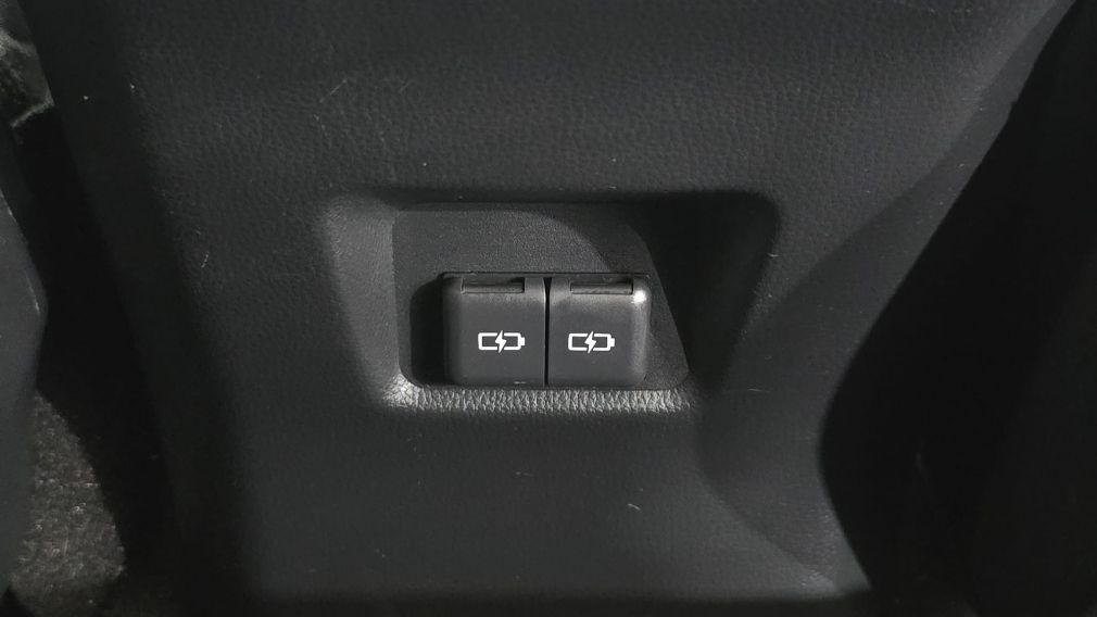 Toyota Rav 4 LE 2023 d&rsquo;occasion à vendre - 22