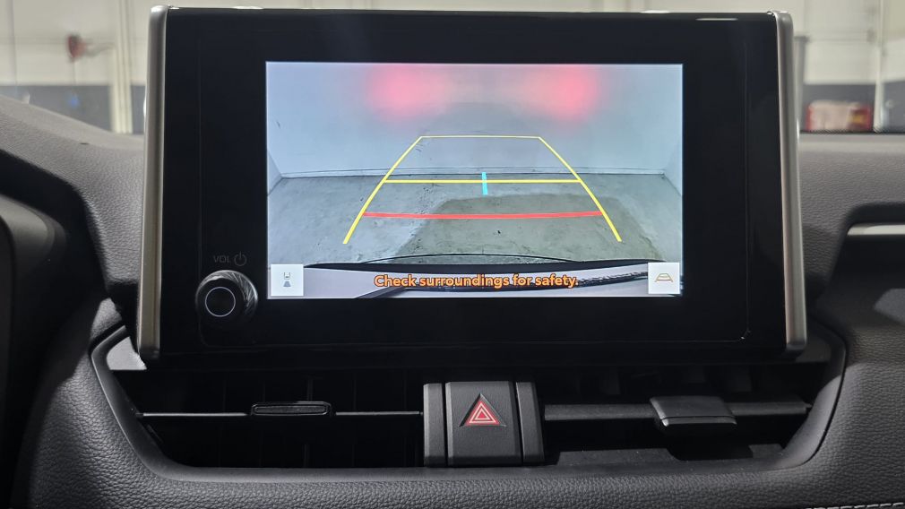 Toyota Rav 4 LE 2023 d&rsquo;occasion à vendre - 17