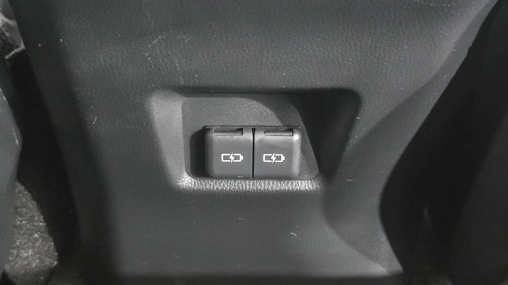 Toyota Rav 4 LE 2023 d&rsquo;occasion à vendre - 22