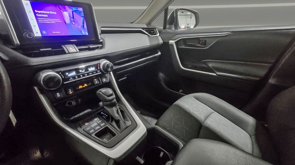 Toyota Rav 4 LE 2023 d&rsquo;occasion à vendre - 18