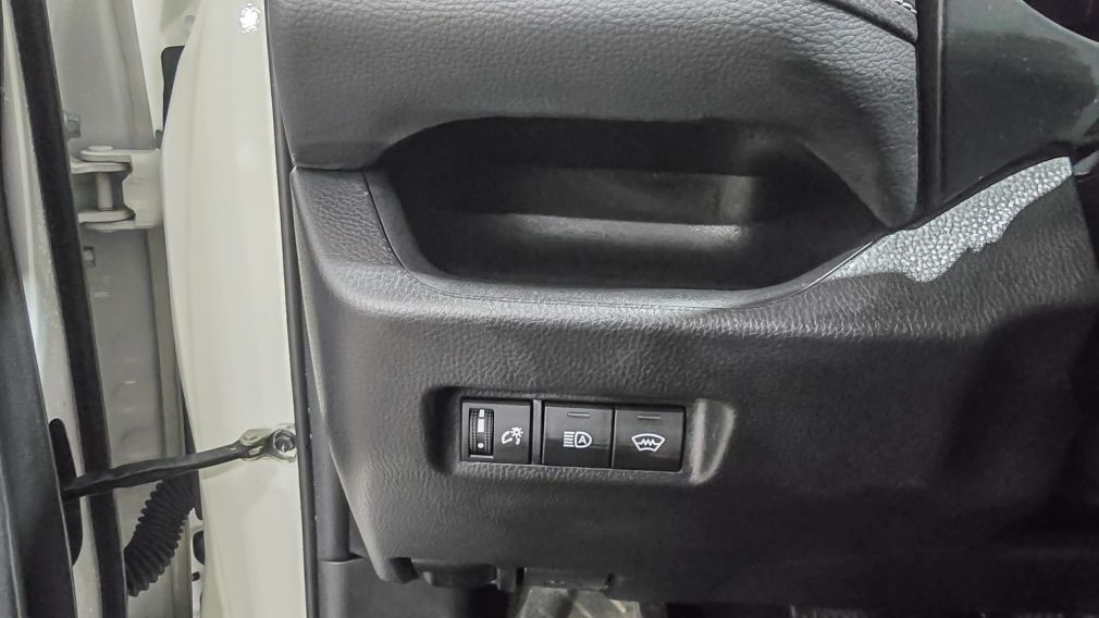 Toyota Rav 4 LE 2023 d&rsquo;occasion à vendre - 13