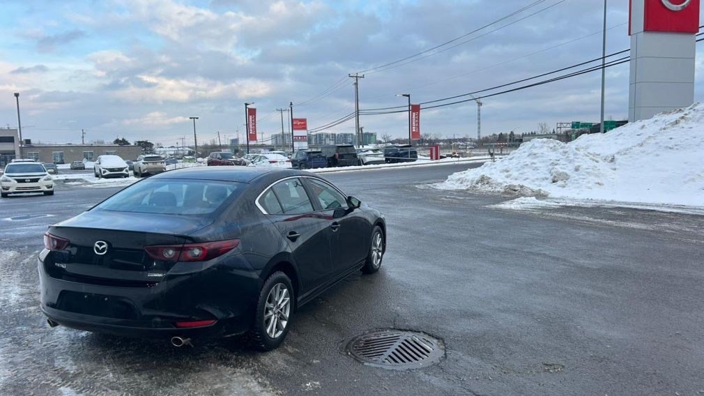 Mazda 3 GX 2023 d&rsquo;occasion à vendre - 7