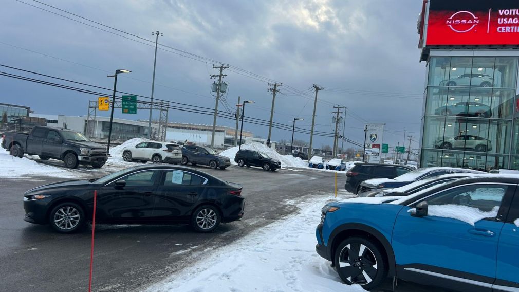 Mazda 3 GX 2023 d&rsquo;occasion à vendre - 4