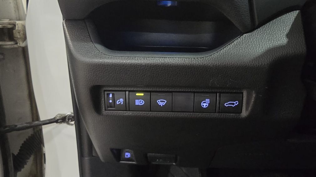 Toyota RAV4 Prime XSE 2021 d&rsquo;occasion à vendre - 11