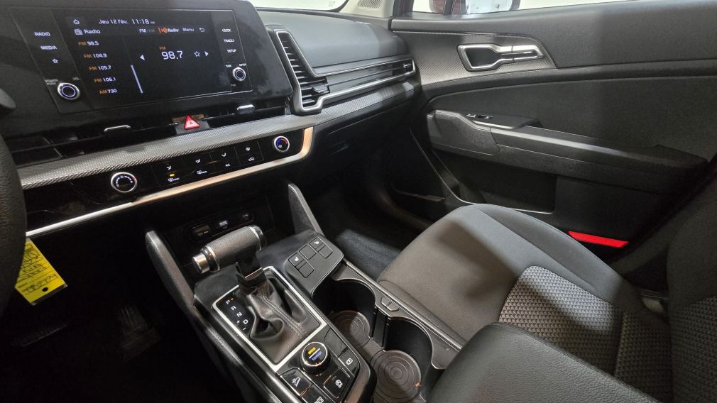 Kia Sportage LX 2023 d&rsquo;occasion à vendre - 17