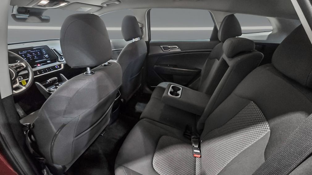 Kia Sportage LX 2023 d&rsquo;occasion à vendre - 21