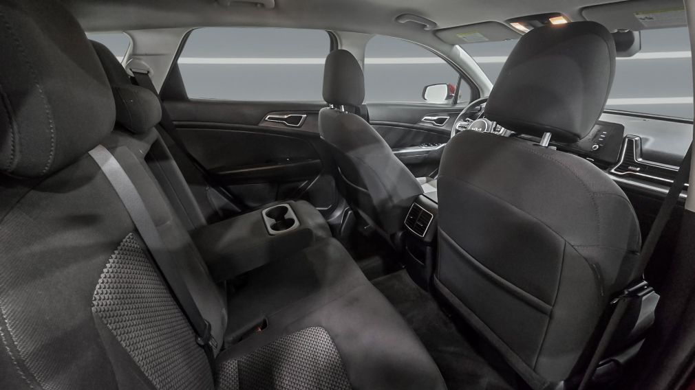 Kia Sportage LX 2023 d&rsquo;occasion à vendre - 22