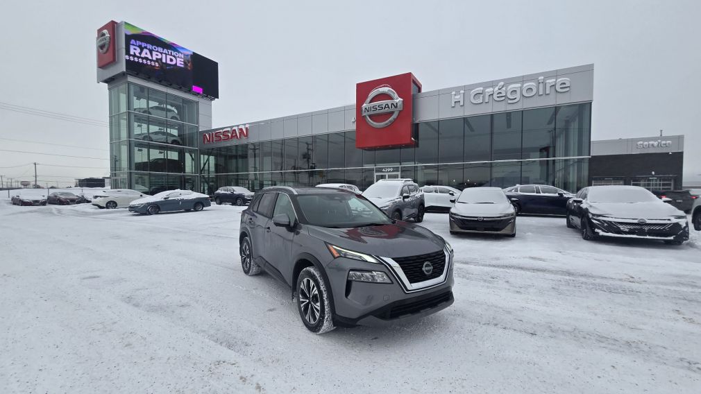 Nissan Rogue SV Moonroof