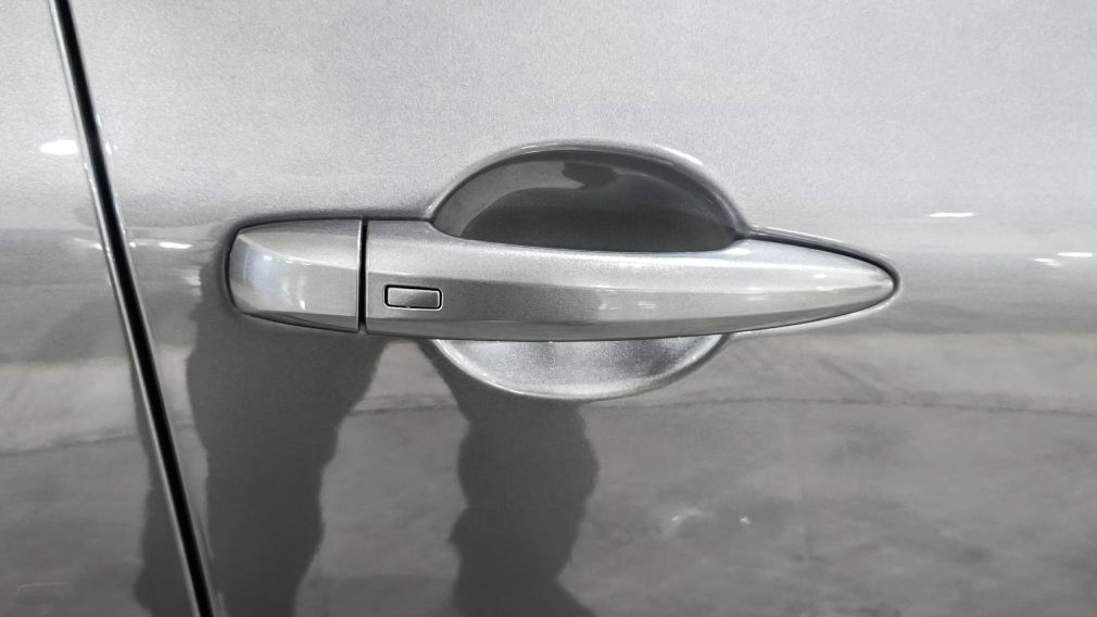 Nissan Rogue SV Moonroof 2023 d&rsquo;occasion à vendre - 11