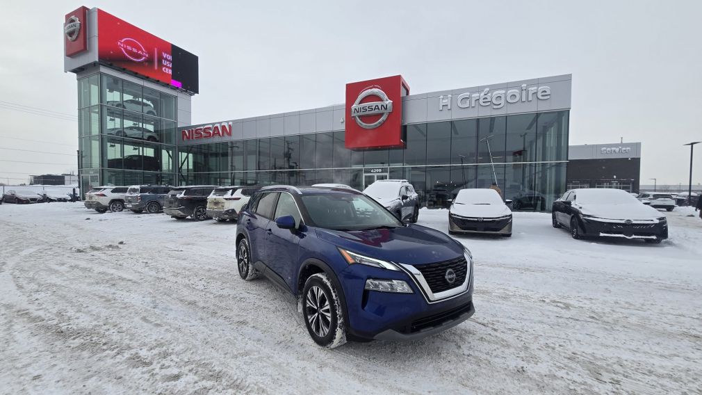 Nissan Rogue SV Moonroof