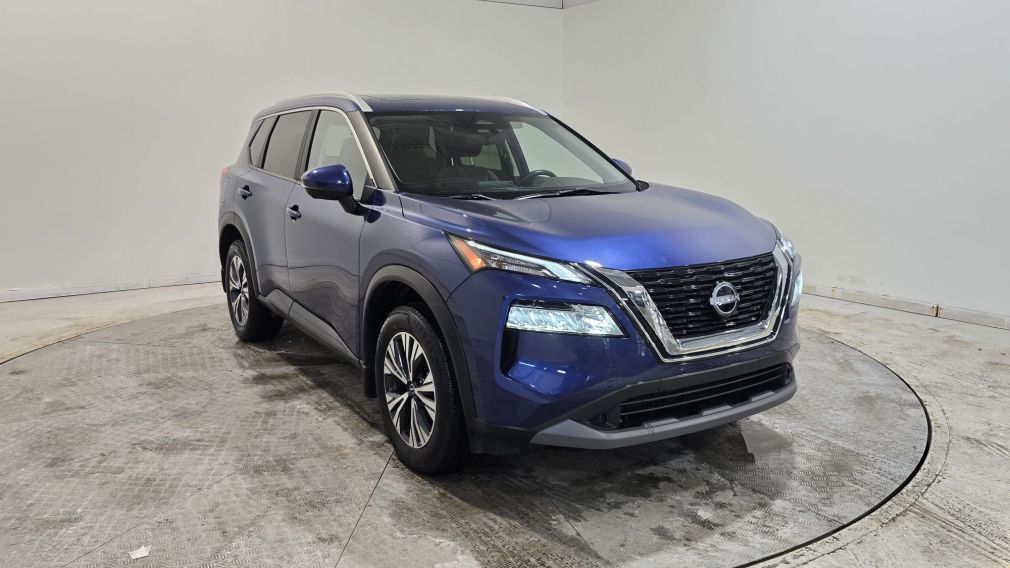 Nissan Rogue SV Moonroof