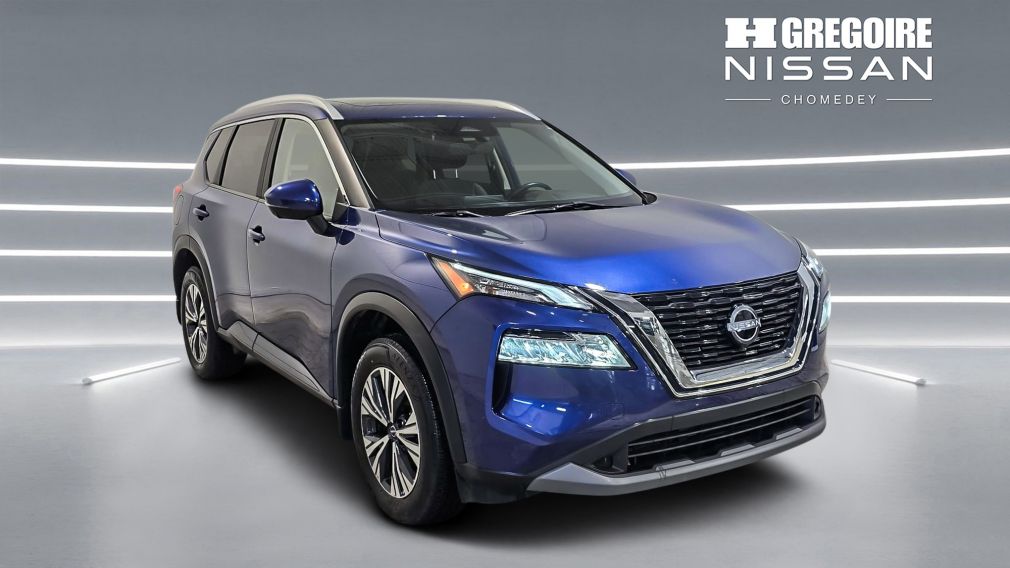 Nissan Rogue SV Moonroof