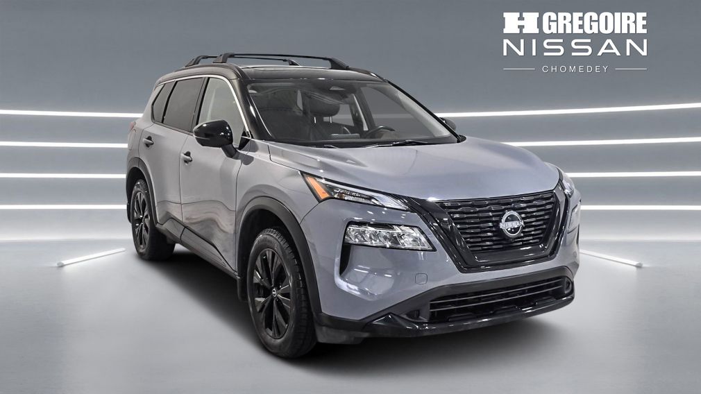 Nissan Rogue SV Moonroof