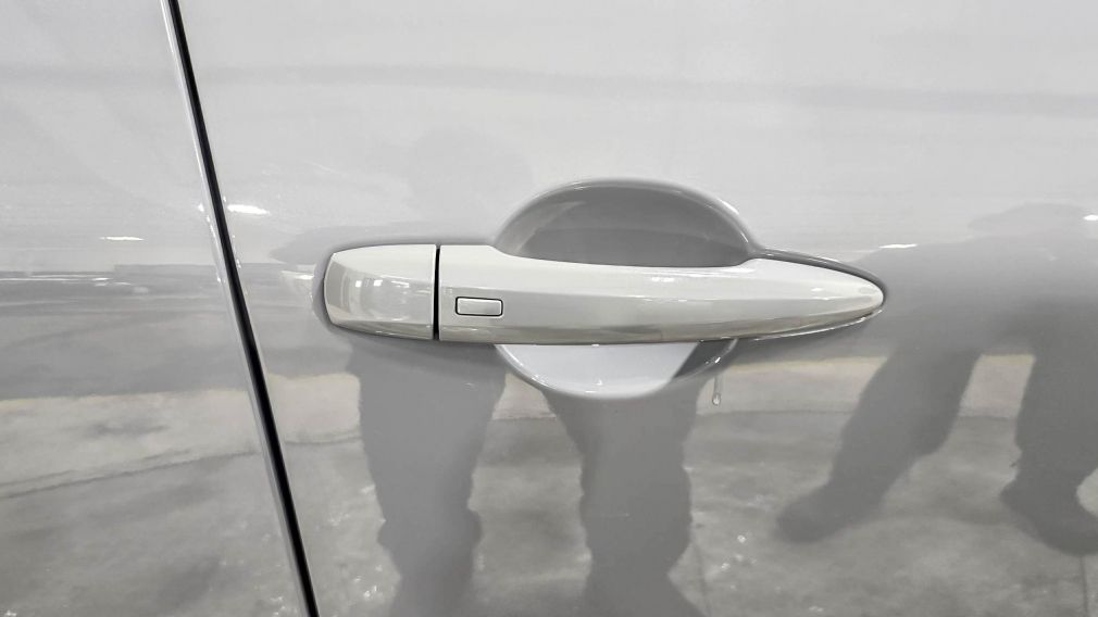 Nissan Rogue SV Moonroof 2023 d&rsquo;occasion à vendre - 11