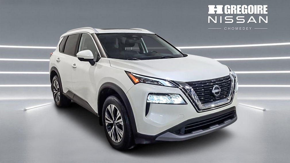 Nissan Rogue SV Moonroof