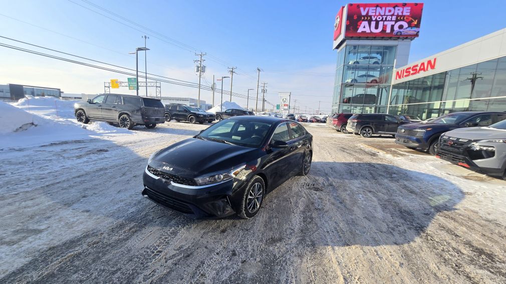 Kia Forte EX 2024 d&rsquo;occasion à vendre - 3
