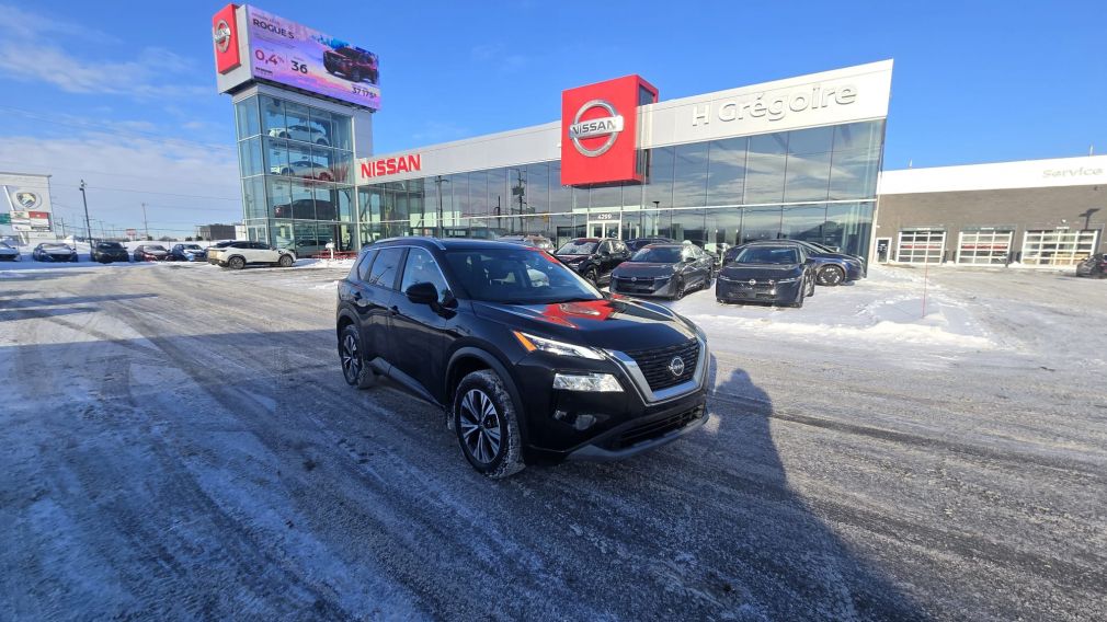 Nissan Rogue SV Moonroof