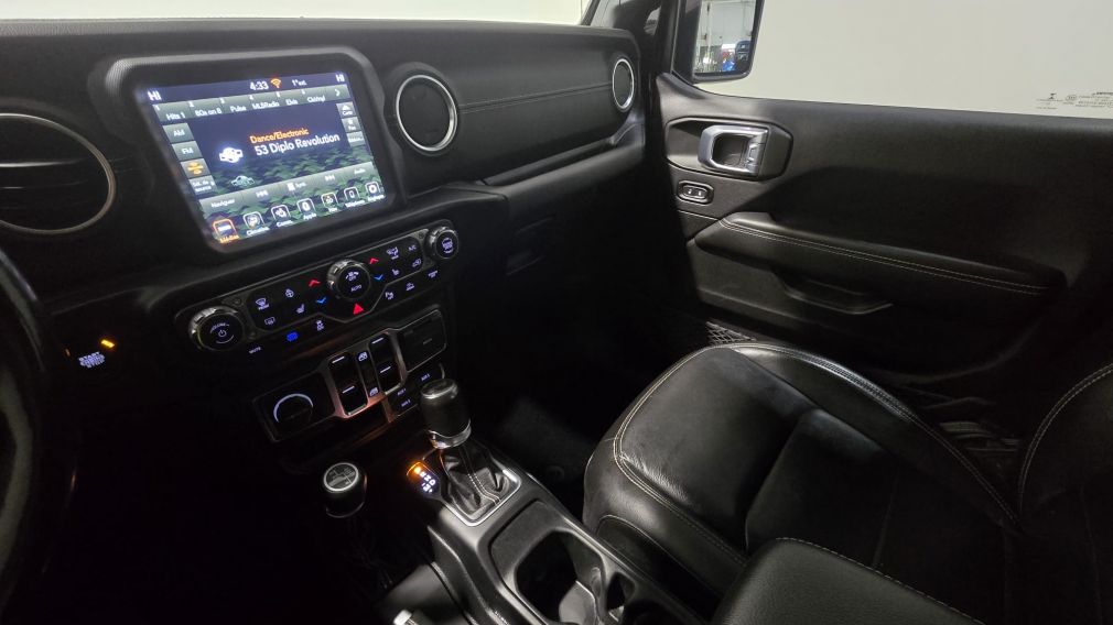 Jeep Wrangler Unlimited Sahara 2021 d&rsquo;occasion à vendre - 17