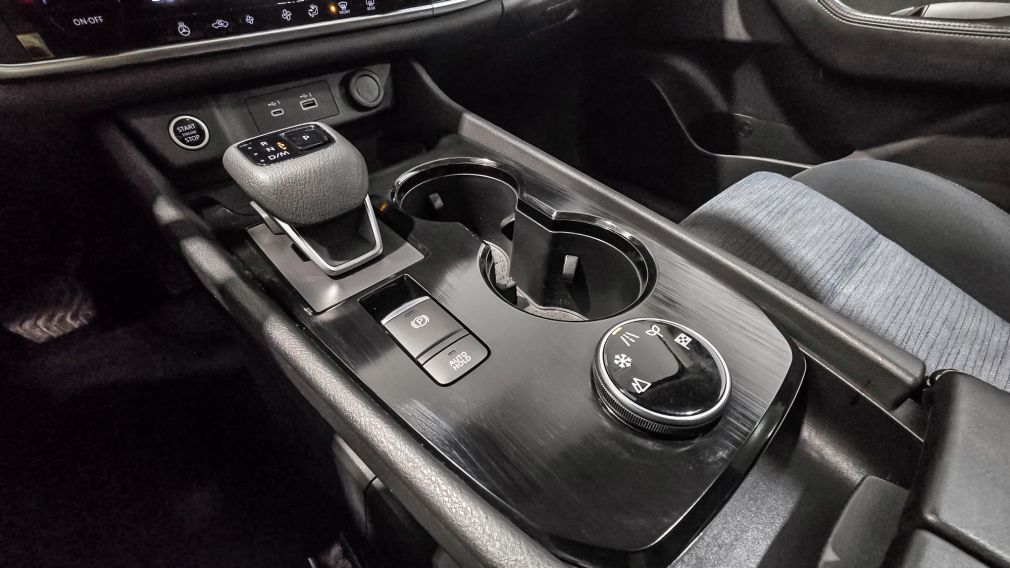 Nissan Rogue SV Moonroof 2023 d&rsquo;occasion à vendre - 23