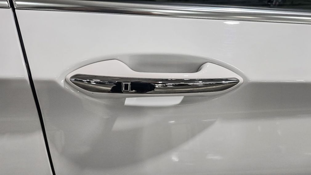 Infiniti QX50 PURE 2023 d&rsquo;occasion à vendre - 11