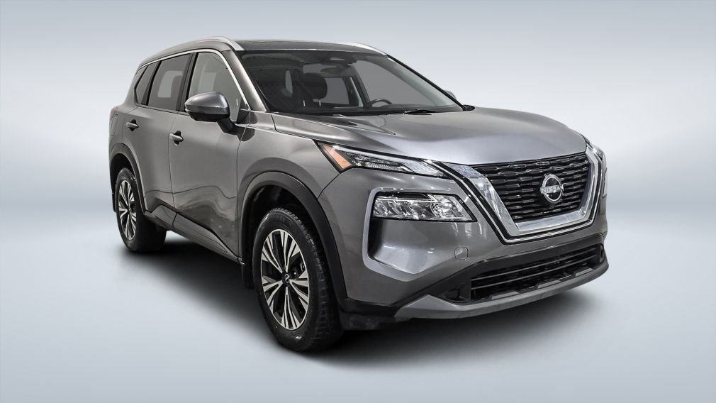 Nissan Rogue SV Moonroof