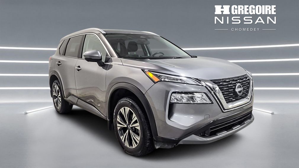 Nissan Rogue SV Moonroof