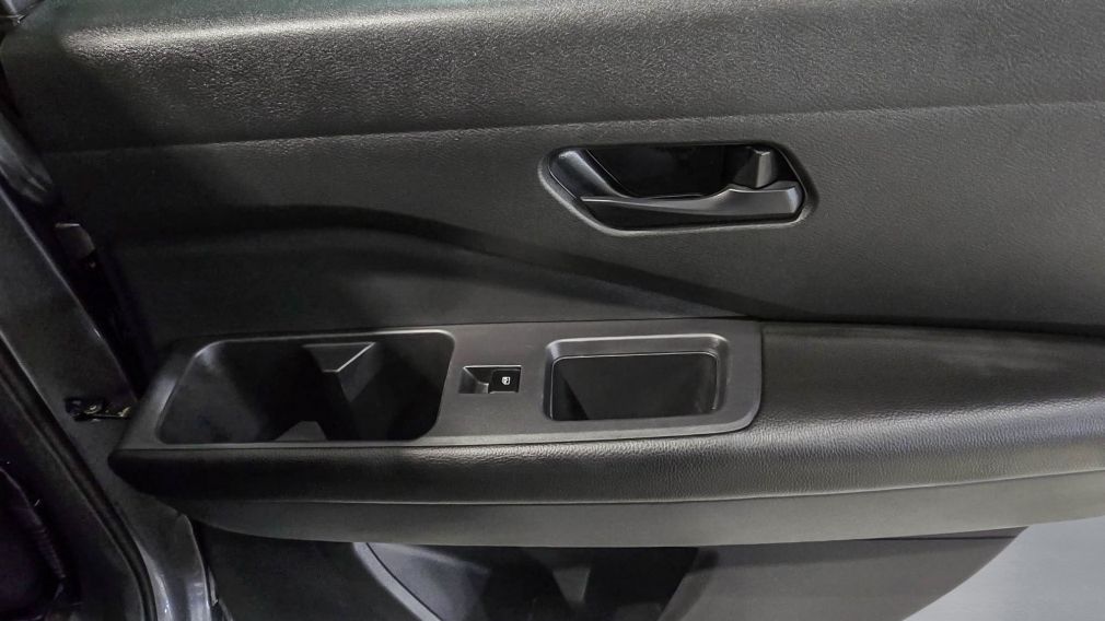 Nissan Pathfinder SV 2024 d&rsquo;occasion à vendre - 12