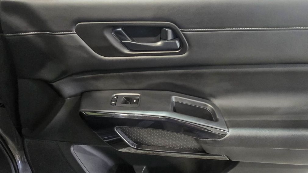 Nissan Pathfinder SV 2024 d&rsquo;occasion à vendre - 24