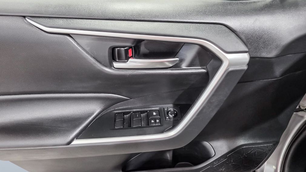 Toyota Rav 4 XLE 2020 d&rsquo;occasion à vendre - 10