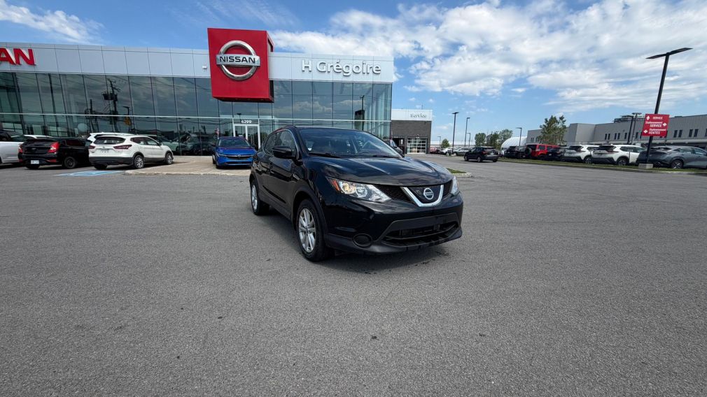 Nissan Qashqai S