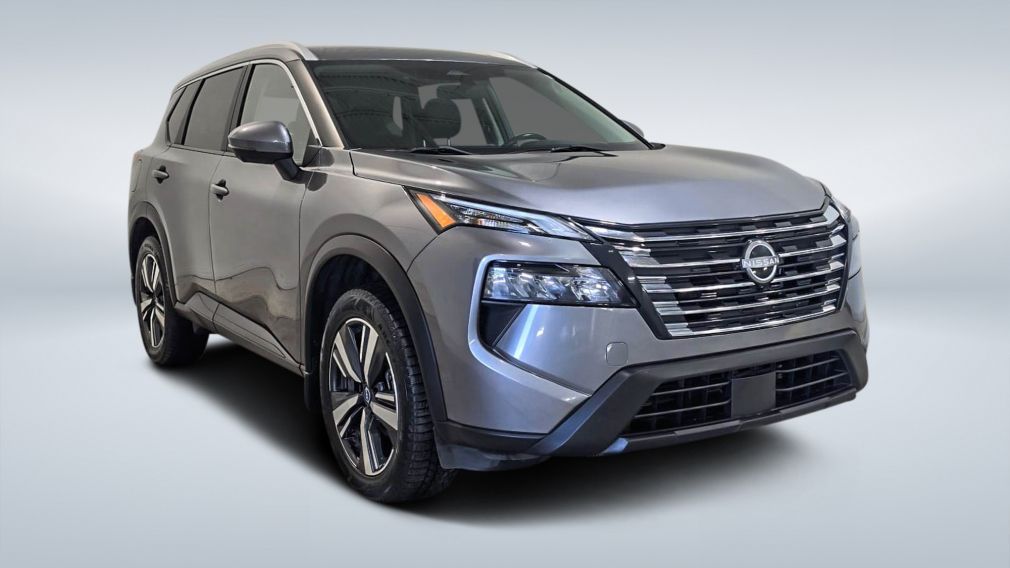 Nissan Rogue SV Moonroof
