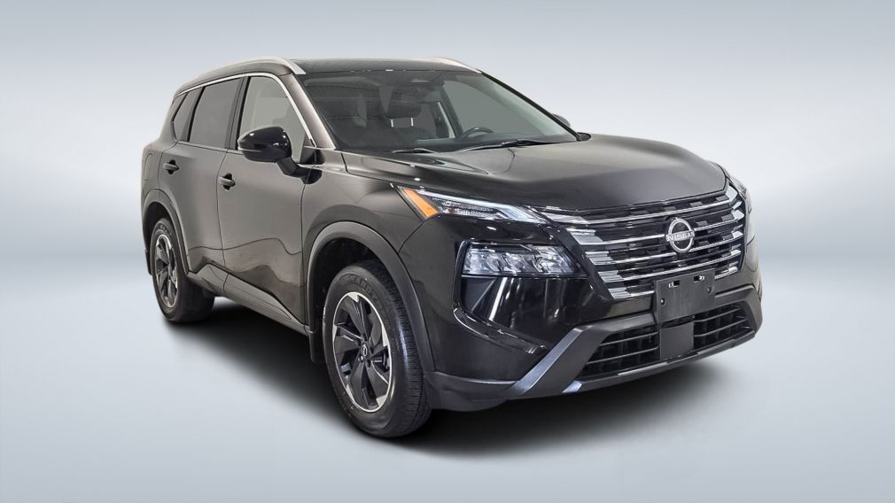 Nissan Rogue SV Moonroof