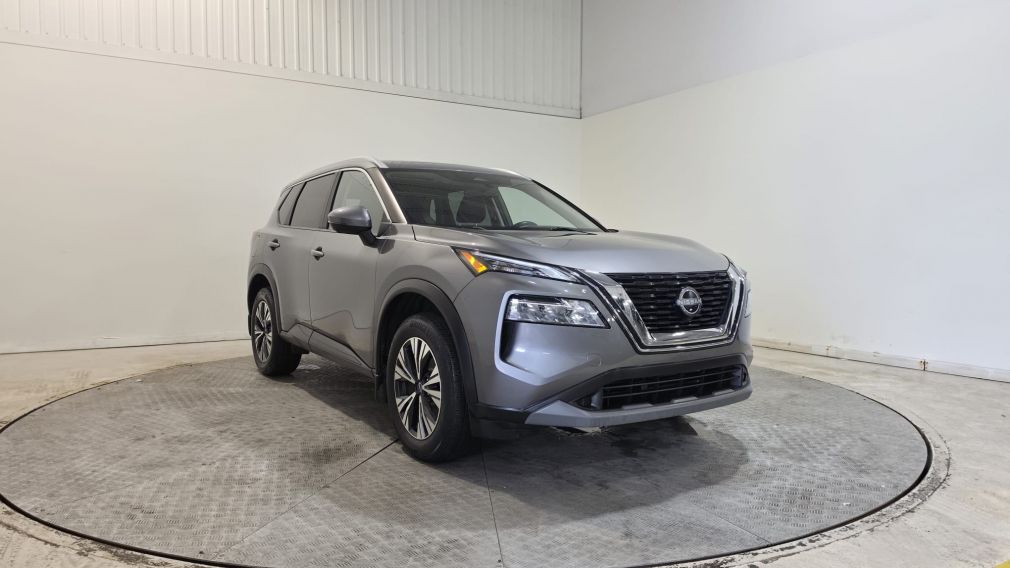 Nissan Rogue SV Moonroof