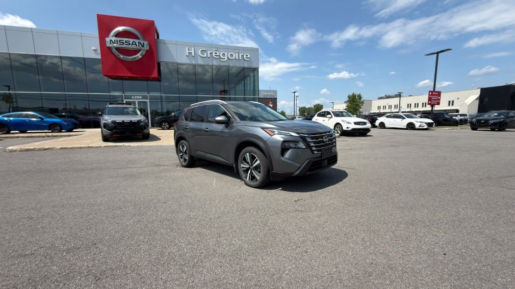 Nissan Rogue SV Moonroof