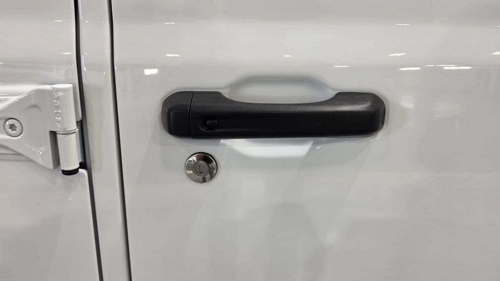 Jeep Gladiator Sport S 2022 d&rsquo;occasion à vendre - 10