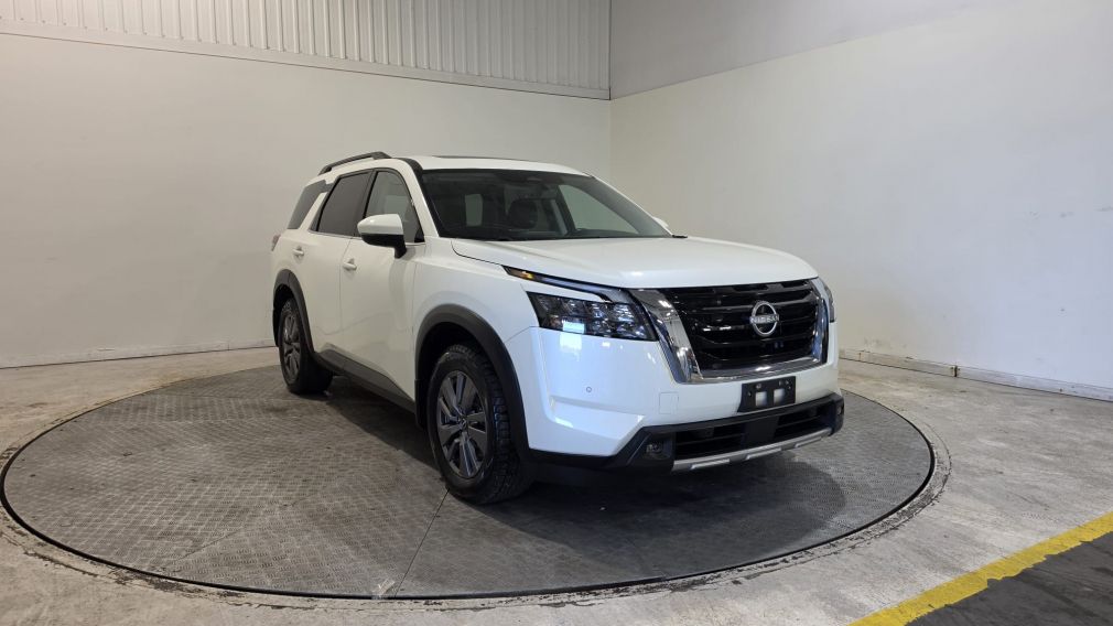 Nissan Pathfinder SV