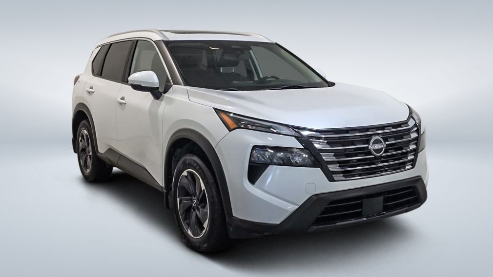 Nissan Rogue SV Moonroof
