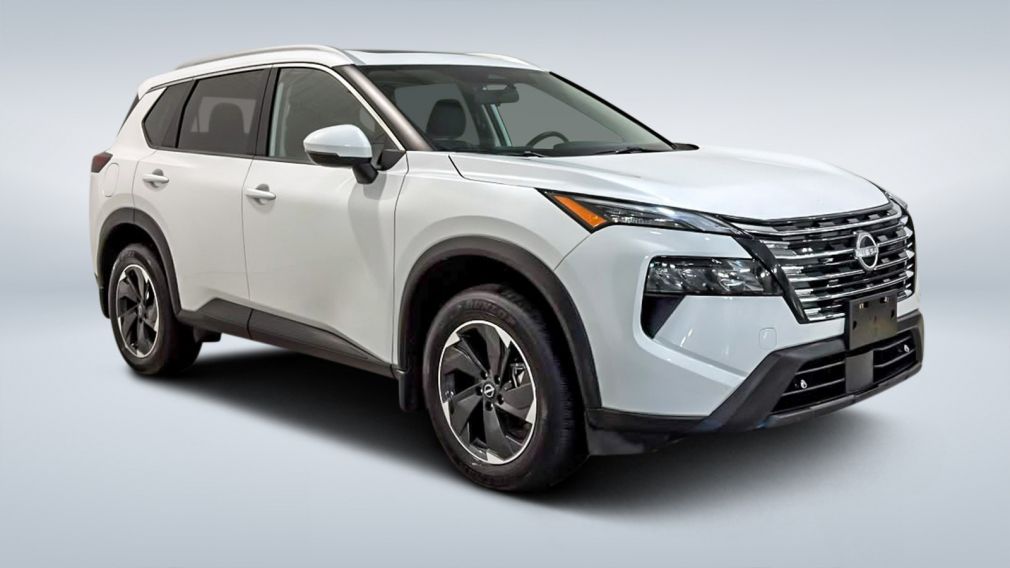 Nissan Rogue SV Moonroof